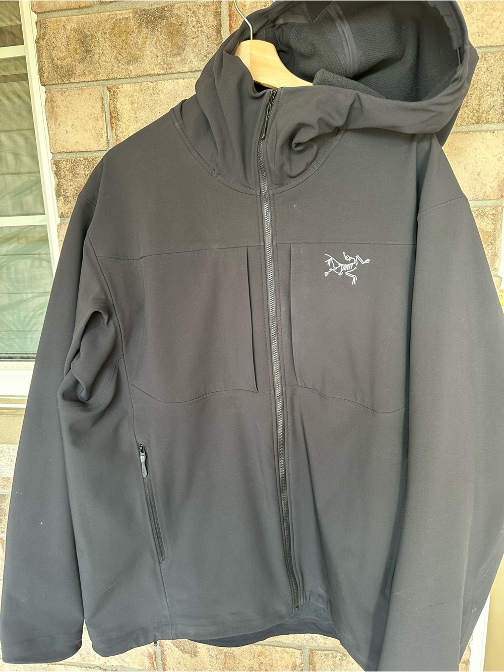 Arc'teryx Men's Black Gamma MX Softshell Hooded Performance Jacket